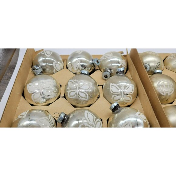 Coby Glass Christmas Ornaments 24 Stenciled Silver Butterfly & Geometric - Picture 8 of 16